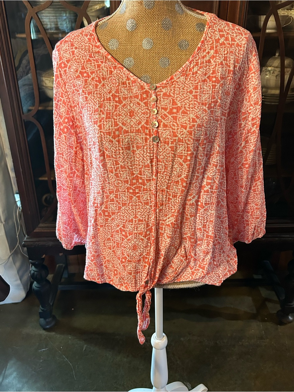 Chicos Women’s Coral Print Tie-Hem Blouse size 3